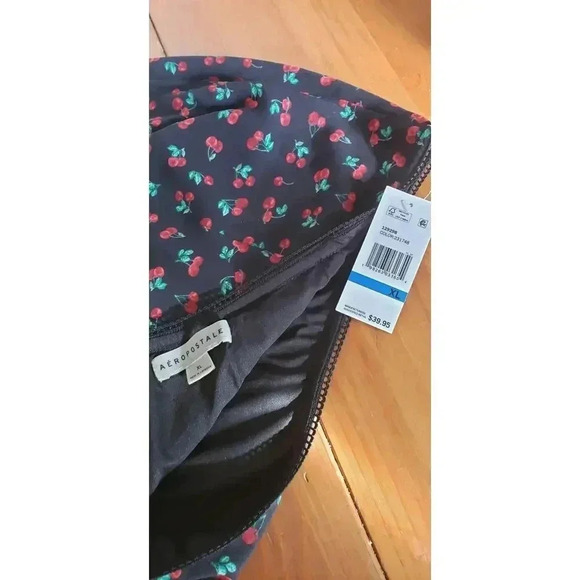 Aeropostale black cherry mini skirt nylon new with tags lots of stretch size XL - Picture 5 of 5